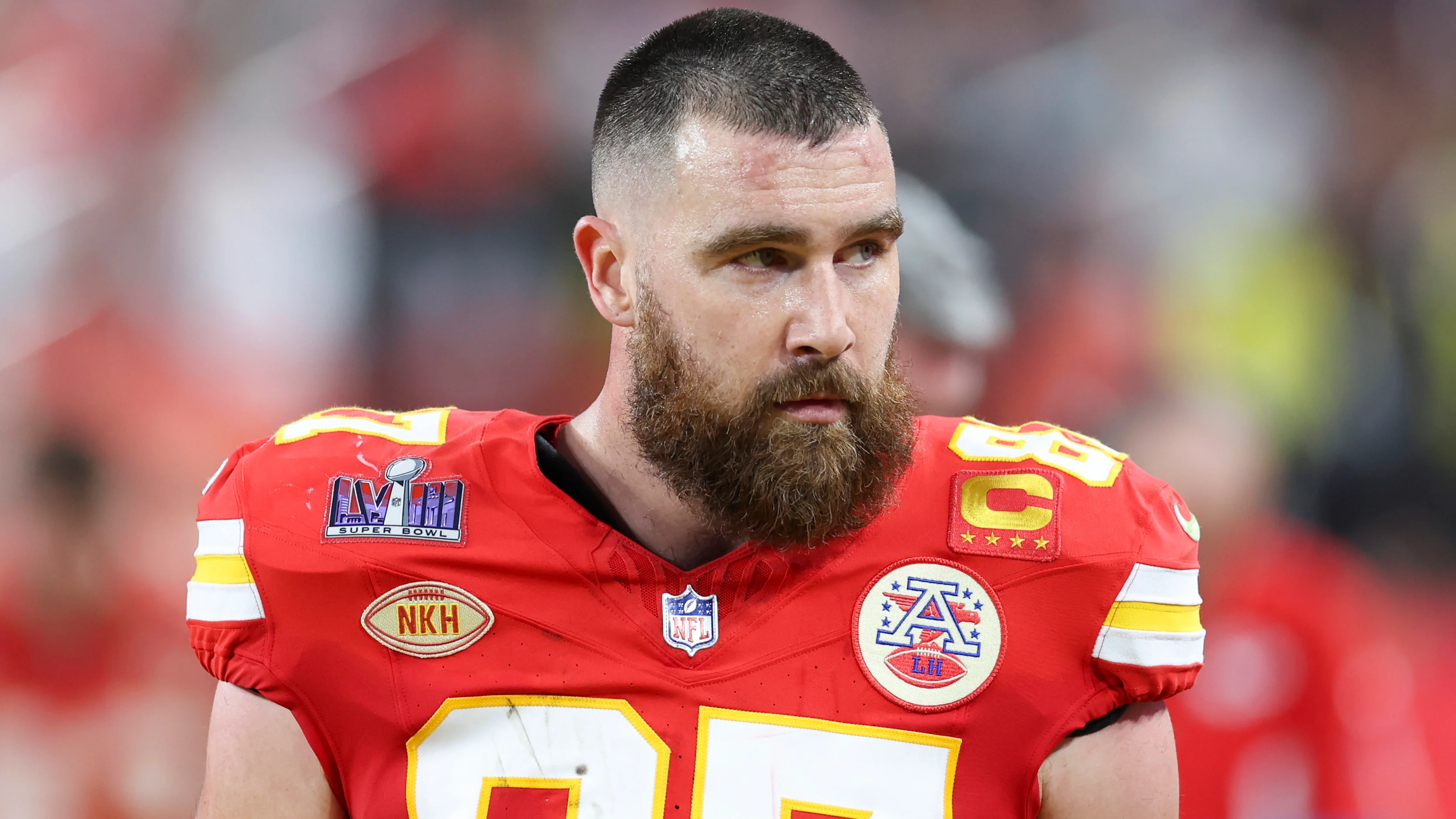 Jason Kelce criticizes Travis for his reaction to Andy Reid